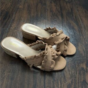Charlies Brown Ruffle Mules